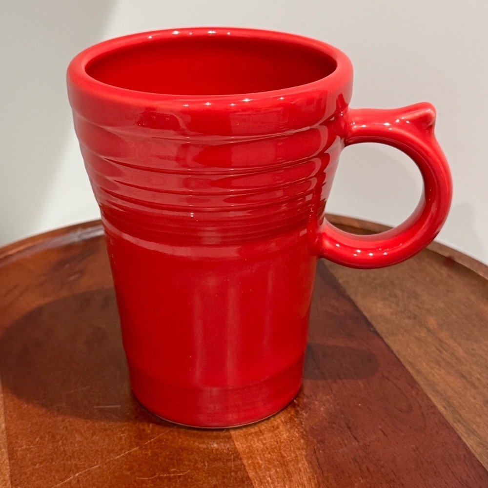 Fiesta HLC USA Scarlet Red Ceramic Mug Ringed Art Deco Coffee Cup 18oz